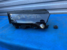 Load image into Gallery viewer, Frontscheinwerfer Skoda Octavia I 5E4941010 Rechts Scheinwerfer Headlight SCH5490629311up