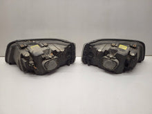 Load image into Gallery viewer, Frontscheinwerfer VW Transporter 7H1941015J 0301191301 Ein Satz Headlight SCH3069036294vi