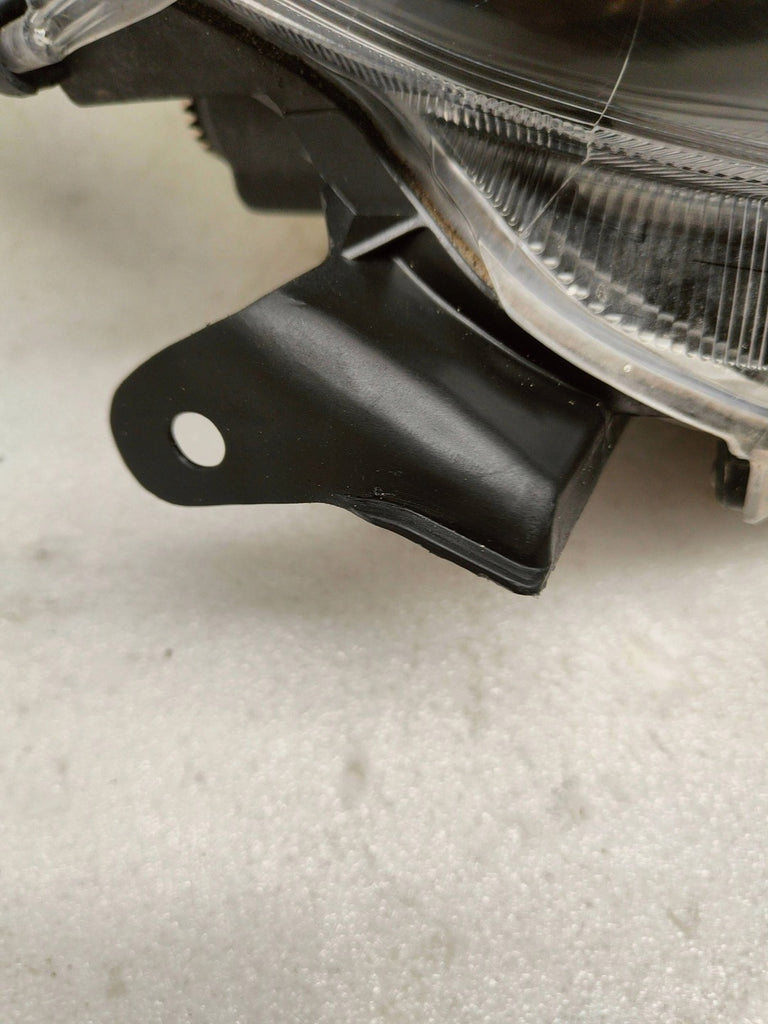 Frontscheinwerfer Toyota Yaris EU-K06 LED Vorderseite Scheinwerfer Headlight SCH1747877065mr