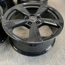 Laden Sie das Bild in den Galerie-Viewer, 4x Alufelge 18 Zoll 8.0" 5x112 39ET Glanz Silber 4K0601025D Audi A6 C8 Rim Wheel FEL9755091052mi