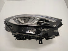 Laden Sie das Bild in den Galerie-Viewer, Frontscheinwerfer Mercedes-Benz W247 A2479063505 A2479063605 Full LED Ein Satz SCH5230551691qf