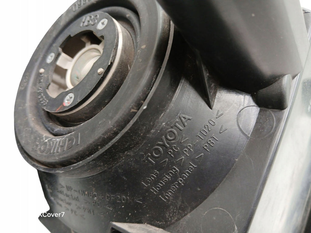 Frontscheinwerfer Toyota Rav 4 III 933-6860 Ein Stück (Rechts oder Links)