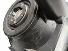 Laden Sie das Bild in den Galerie-Viewer, Frontscheinwerfer Toyota Rav 4 III 933-6860 Ein Stück (Rechts oder Links)