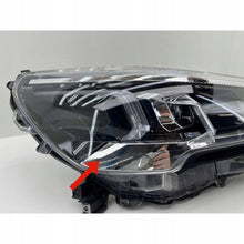 Laden Sie das Bild in den Galerie-Viewer, Frontscheinwerfer Toyota Hilux VIII RCD25398 Rechts Scheinwerfer Headlight SCH5851306413du
