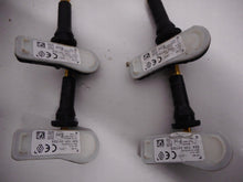 Laden Sie das Bild in den Galerie-Viewer, 1x Alufelge 17 Zoll 6.0&quot; 5x114.3 50ET MG93459465 Renault Trafic Rim Wheel