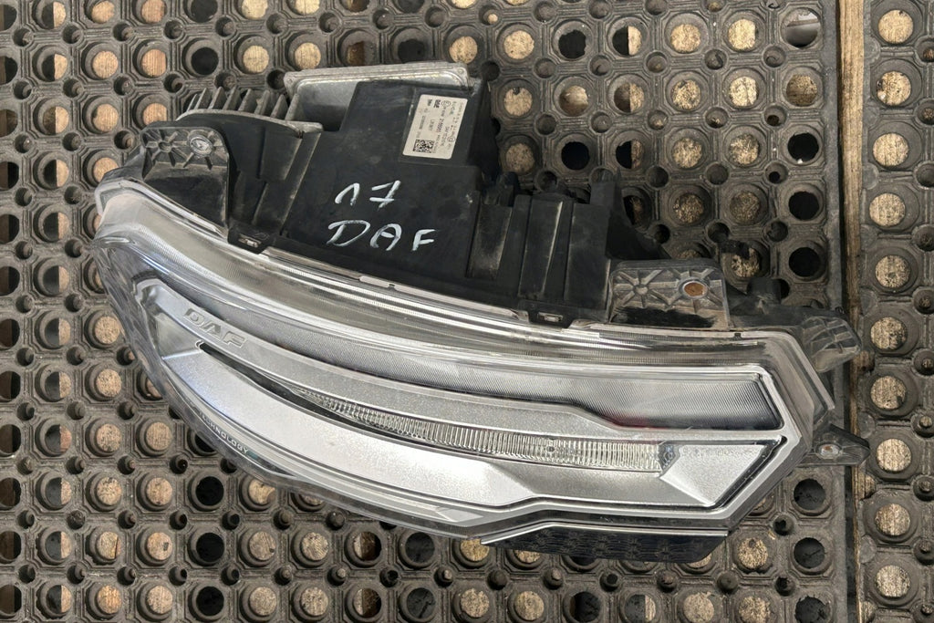 Frontscheinwerfer Daf 2188985 2210042986 Rechts Scheinwerfer Headlight SCH1739341542xh