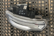 Laden Sie das Bild in den Galerie-Viewer, Frontscheinwerfer Daf 2188985 2210042986 Rechts Scheinwerfer Headlight SCH1739341542xh