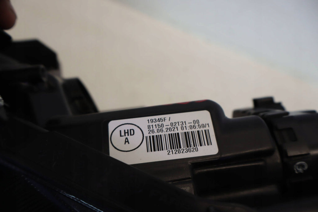 Frontscheinwerfer Toyota Corolla 81150-02T31 Links Scheinwerfer Headlight SCH9083355828af