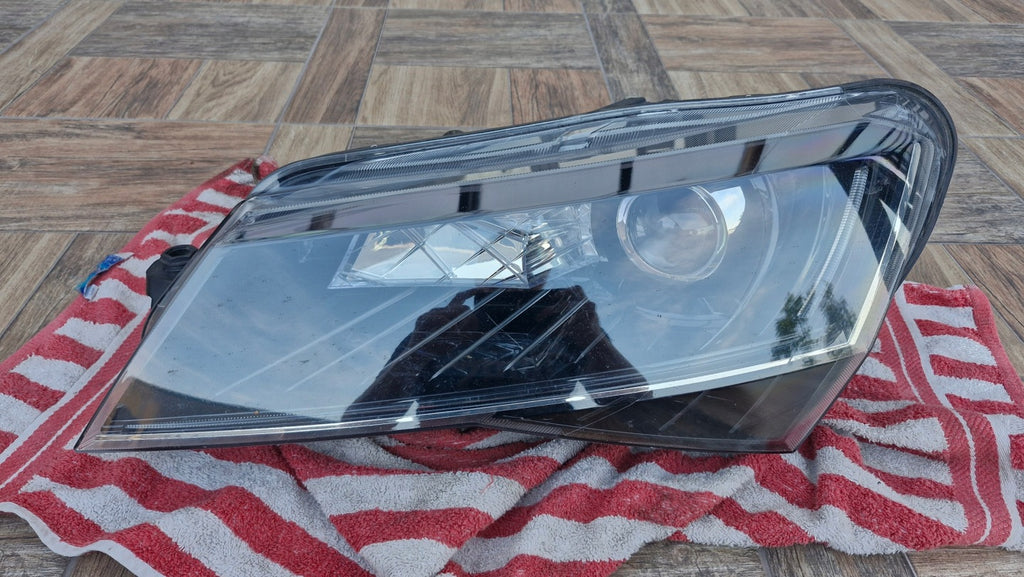 Frontscheinwerfer Skoda Superb III 3V1941015A Xenon Links Scheinwerfer Headlight SCH2843927548ku