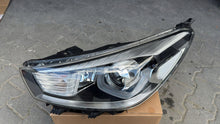 Laden Sie das Bild in den Galerie-Viewer, Frontscheinwerfer Kia Rio Links Scheinwerfer Headlight SCH8163472018xp