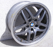 Laden Sie das Bild in den Galerie-Viewer, 1x Alufelge 18 Zoll 8.0&quot; 5x120 47 5ET 1097186 BMW E46 E39 Rim Wheel