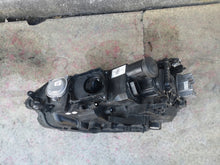 Load image into Gallery viewer, Frontscheinwerfer VW Sportsvan 517941082 Full LED Rechts Scheinwerfer Headlight SCH4550642161fs