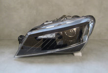Laden Sie das Bild in den Galerie-Viewer, Frontscheinwerfer Skoda Superb III 3V1941015B Xenon Links Scheinwerfer Headlight