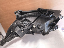 Laden Sie das Bild in den Galerie-Viewer, Frontscheinwerfer Honda Crv Cr-V IV Xenon Rechts Scheinwerfer Headlight SCH1945541066ua