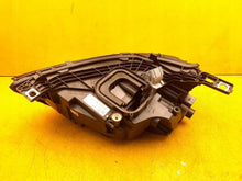 Laden Sie das Bild in den Galerie-Viewer, Frontscheinwerfer Opel Astra L 9840160780 LED Rechts Scheinwerfer Headlight SCH4096702688rh