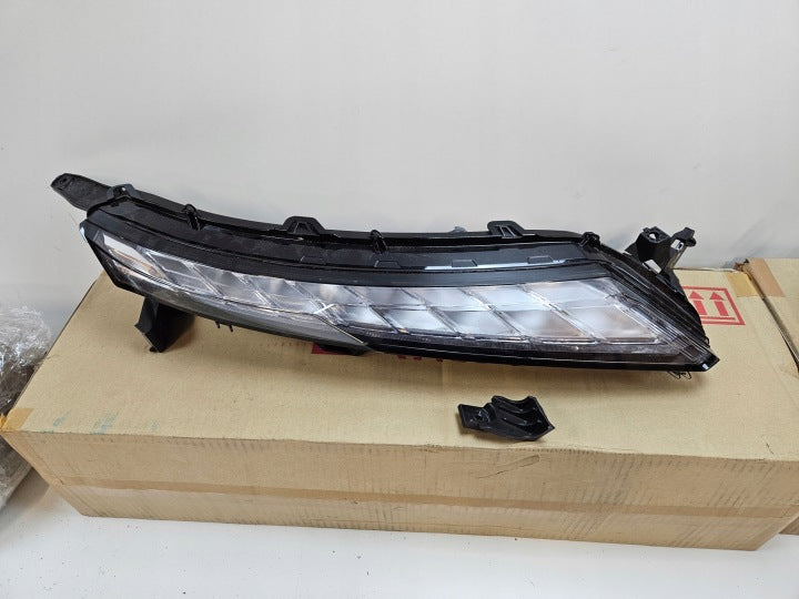 Frontscheinwerfer Mitsubishi Eclipse Cross EDM922-06010 Ein Satz Headlight SCH7191285206uz