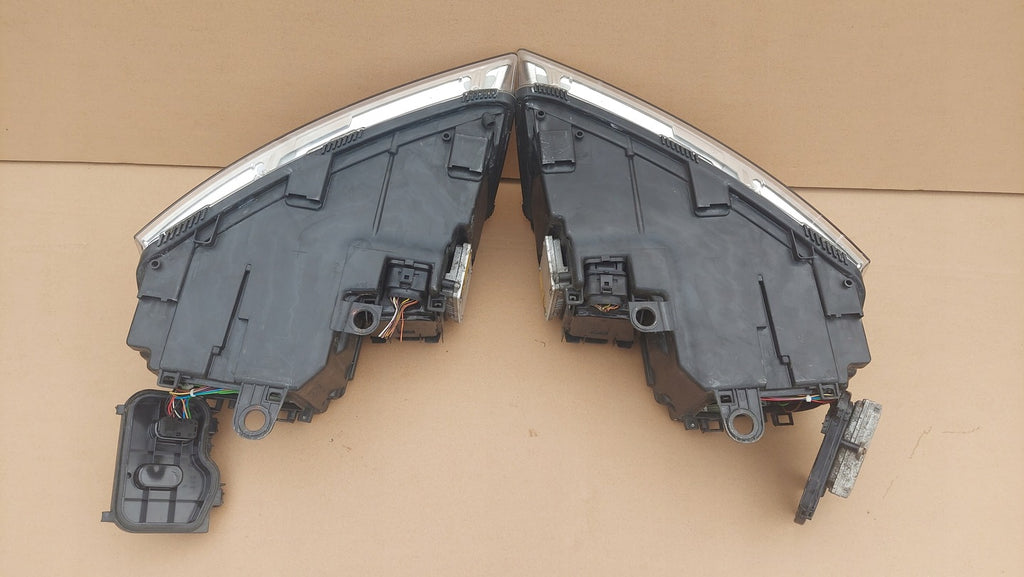 Frontscheinwerfer Audi A8 Bi-Xenon Ein Stück (Rechts oder Links) Headlight