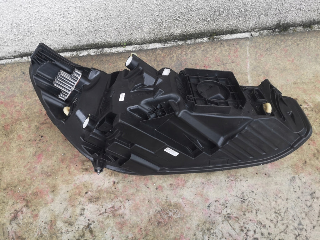 Frontscheinwerfer Ford Focus Links Scheinwerfer Headlight SCH9605086683cc