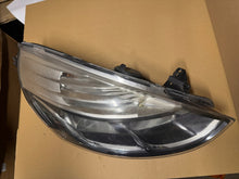 Laden Sie das Bild in den Galerie-Viewer, Frontscheinwerfer Renault Clio IV Rechts Scheinwerfer Headlight SCH3178545911ck