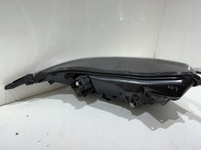 Laden Sie das Bild in den Galerie-Viewer, Frontscheinwerfer Honda Cr-V V Crv FALSE Scheinwerfer Headlight SCH4641977558ty