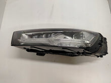 Load image into Gallery viewer, Frontscheinwerfer Audi Q7 4M0941035 Links Scheinwerfer Headlight SCH8113788426rl