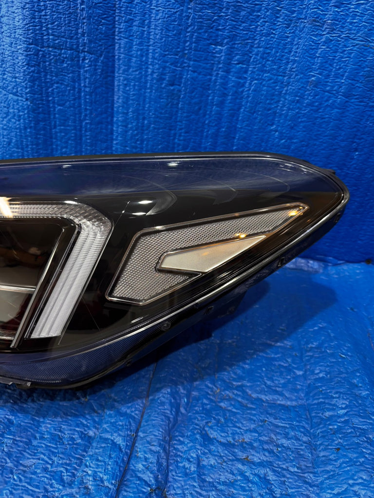 Frontscheinwerfer Hyundai Tucson D7921-21C10 Links Scheinwerfer Headlight SCH4720346227jb