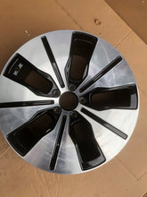 Load image into Gallery viewer, 1x Alufelge 19 Zoll 8.0" 5x112 34ET A2934010100 Mercedes-Benz 8 Rim Wheel FEL8416282516yv