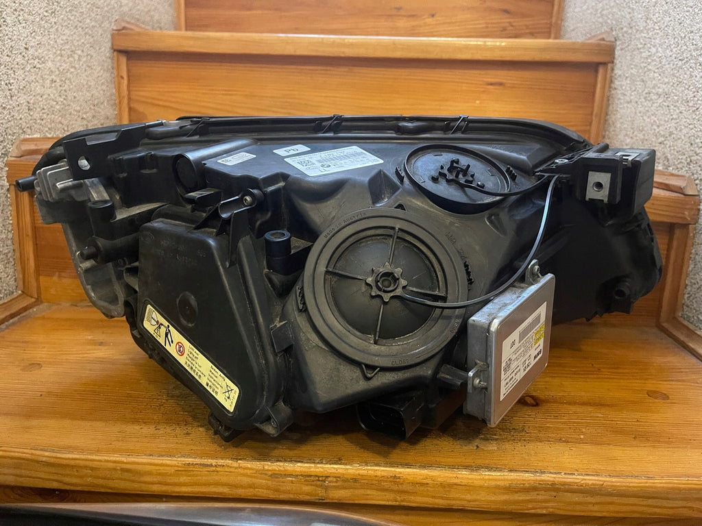 Frontscheinwerfer BMW 7 F01 F02 Xenon Ein Stück (Rechts oder Links) Headlight SCH7718534891bj