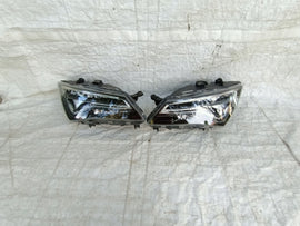 Frontscheinwerfer Seat Ateca 576941007F 6F1941007E LED Rechts oder Links