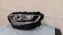 Laden Sie das Bild in den Galerie-Viewer, Frontscheinwerfer Mercedes-Benz W247 Rechts Scheinwerfer Headlight SCH2074491954my