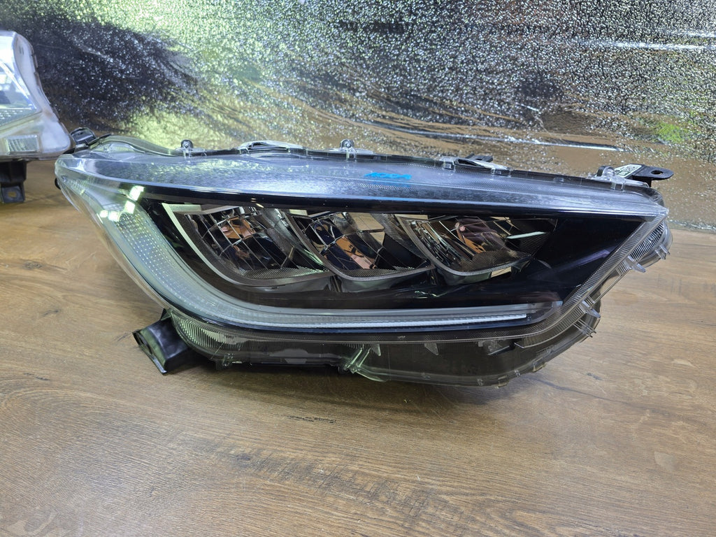 Frontscheinwerfer Toyota 4 Yaris K0-8EU Rechts Scheinwerfer Headlight SCH6900540834kf