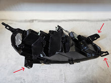 Laden Sie das Bild in den Galerie-Viewer, Frontscheinwerfer Opel Zafira Vivaro C 9847209980 67651243 LE21A6487 LED Links