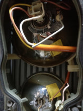 Laden Sie das Bild in den Galerie-Viewer, Frontscheinwerfer Mercedes-Benz W123 1305234050 Rechts Scheinwerfer Headlight SCH5931440572ec
