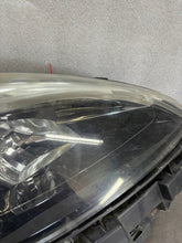 Load image into Gallery viewer, Frontscheinwerfer Renault Scenic 260106928 Rechts Scheinwerfer Headlight SCH8361842923xv