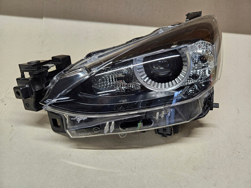 Frontscheinwerfer Mazda 2 Demio D43N-51040 LED Links Scheinwerfer Headlight
