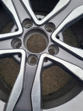 Load image into Gallery viewer, 1x Alufelge 17 Zoll 7.0&quot; 5x112 48ET Glanz Grau A2054010800 Mercedes-Benz W205 Mg