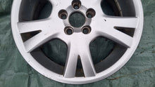 Laden Sie das Bild in den Galerie-Viewer, 1x Alufelge 17 Zoll 7.5" 5x108 49ET 30643770 Volvo V70 V60 Xc90 S60 Xc60 FEL9571355707el