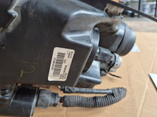 Laden Sie das Bild in den Galerie-Viewer, Frontscheinwerfer Jeep Grand Cherokee Wk2 55079410AG 55079409AJ Xenon Ein Satz SCH6932466379th