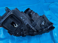 Laden Sie das Bild in den Galerie-Viewer, Frontscheinwerfer Mercedes-Benz Gla A1569062300 Links Scheinwerfer Headlight SCH5999070769un