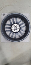Laden Sie das Bild in den Galerie-Viewer, 1x Alufelge 18 Zoll 6.5" 5x112 41ET 6898046 BMW X1 Mini Rim Wheel FEL1141179886ao