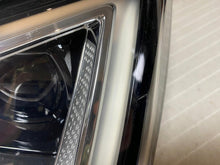 Laden Sie das Bild in den Galerie-Viewer, Frontscheinwerfer Seat Ateca 576941031C Full LED FALSE Scheinwerfer Headlight SCH2367355676uu