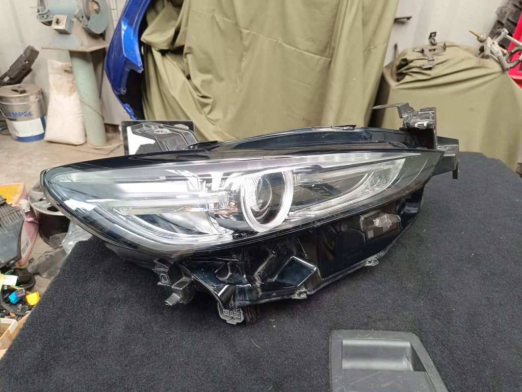 Frontscheinwerfer Mazda 6 GRF5-51030 LED Rechts Scheinwerfer Headlight SCH8252269500qi