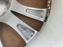 Laden Sie das Bild in den Galerie-Viewer, 1x Alufelge 19 Zoll 8.0" 5x120 40ET Glanz Silber 1024183-00-A Tesla S Rim Wheel FEL7754185438xu