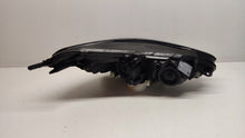 Laden Sie das Bild in den Galerie-Viewer, Frontscheinwerfer Opel Corsa E 39108222 Halogen Links Scheinwerfer Headlight