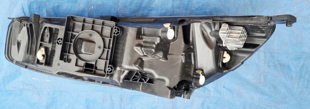 Frontscheinwerfer Ford Focus 00229242 0022631 NX7B13014CF Rechts Headlight SCH5604429865vv