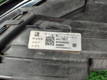 Laden Sie das Bild in den Galerie-Viewer, Frontscheinwerfer Opel Astra K 39077807 Rechts Scheinwerfer Headlight SCH4839221788pc