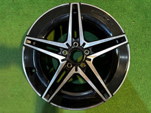 Laden Sie das Bild in den Galerie-Viewer, 1x Alufelge 18 Zoll 7.5" 5x112 53 5ET A2434011700 Mercedes-Benz Eqa Eqb FEL2103781476ss