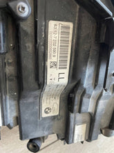 Laden Sie das Bild in den Galerie-Viewer, Frontscheinwerfer BMW 3 E91 E90 7202590 Rechts Scheinwerfer Headlight SCH6516226935qj
