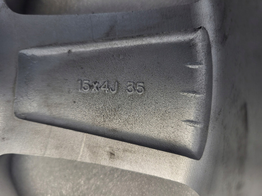 1x Alufelge 15 Zoll 4.0" 4x100 35ET 4250B785 Mitsubishi Space Star Rim Wheel