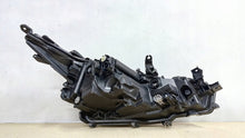 Laden Sie das Bild in den Galerie-Viewer, Frontscheinwerfer Toyota Corolla 81150-02T50-00 LED Links Scheinwerfer Headlight SCH9826973186bk